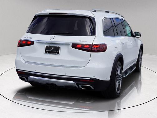 2026 Mercedes-Benz GLS 450 