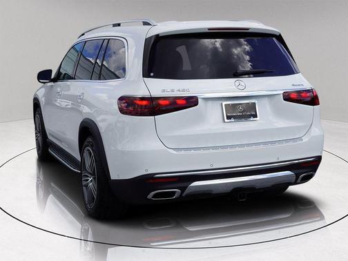 2026 Mercedes-Benz GLS 450 