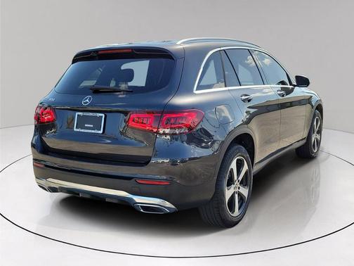 Graphite Gray Metallic 2021 Mercedes-Benz GLC 300 Base