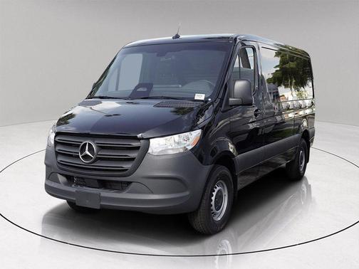 2026 Mercedes-Benz Sprinter 2500 Standard Roof