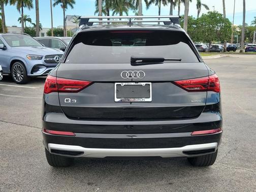Mythos Black Metallic 2020 Audi Q3 45 Premium
