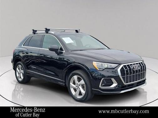 Mythos Black Metallic 2020 Audi Q3 45 Premium