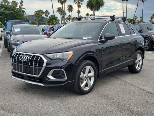 Mythos Black Metallic 2020 Audi Q3 45 Premium