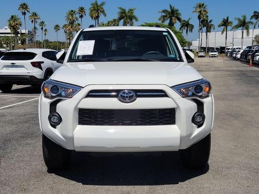 Ice 2024 Toyota 4Runner SR5