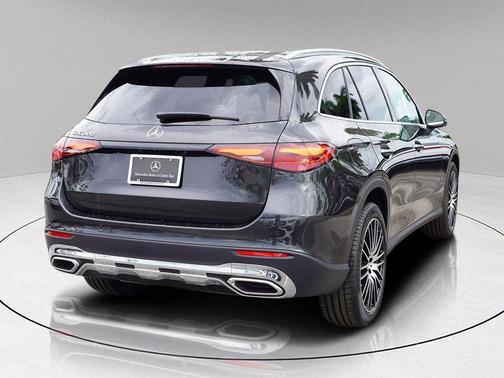 2025 Mercedes-Benz GLC 300 Base