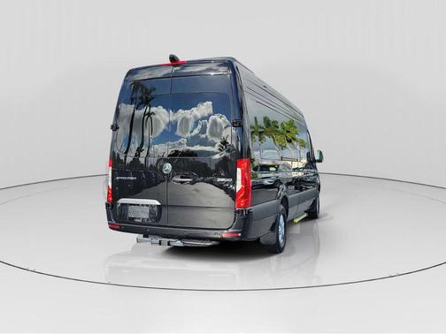 2025 Mercedes-Benz Sprinter 2500 170 WB High Roof Extended Cargo