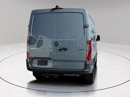 2026 Mercedes-Benz Sprinter 2500 Standard Roof