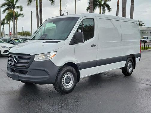 2025 Mercedes-Benz Sprinter 2500 Standard Roof