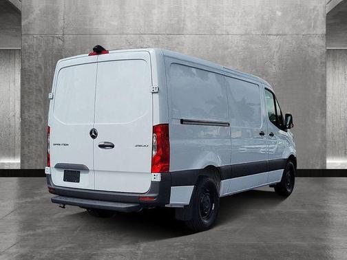 2025 Mercedes-Benz Sprinter 2500 Standard Roof