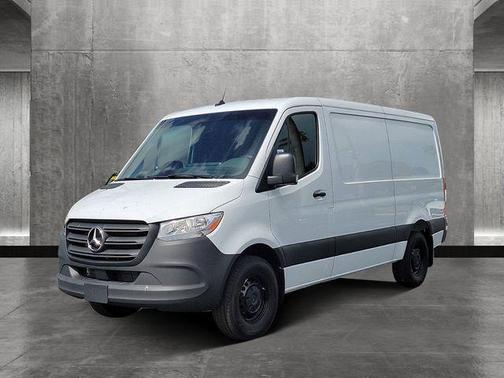 2025 Mercedes-Benz Sprinter 2500 Standard Roof