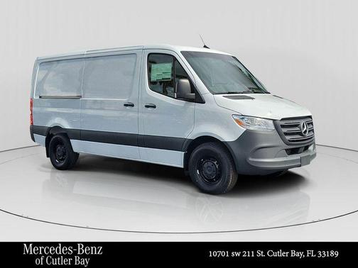 2025 Mercedes-Benz Sprinter 2500 Standard Roof