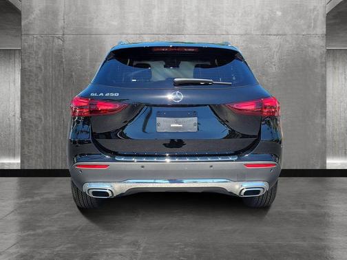 2025 Mercedes-Benz GLA 250 Base