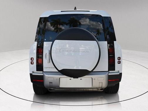 2024 Land Rover Defender P400 S