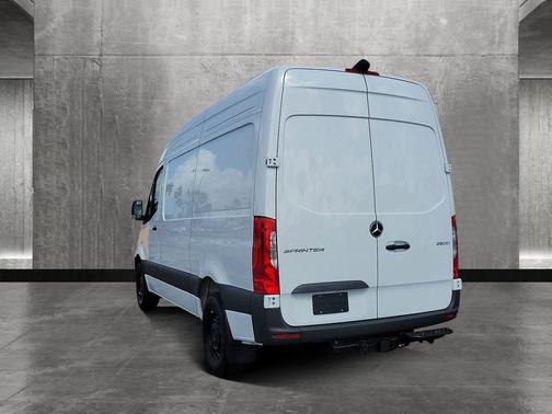 2025 Mercedes-Benz Sprinter 2500 Standard Roof