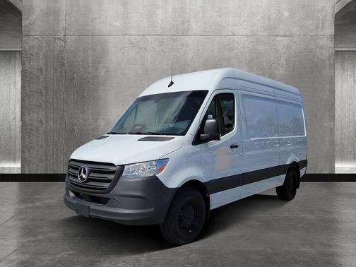 2025 Mercedes-Benz Sprinter 2500 Standard Roof