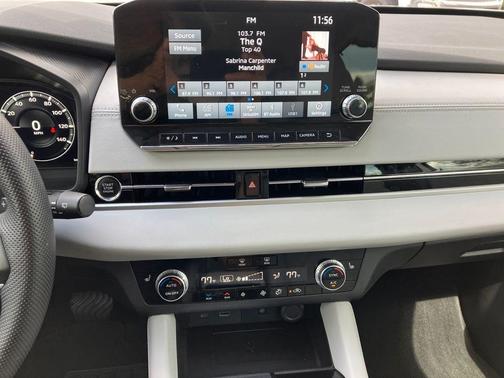 2023 Mitsubishi Outlander SEL