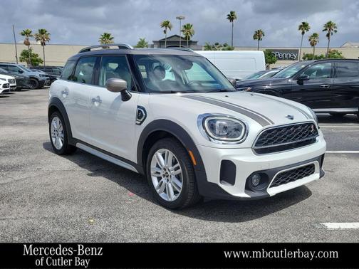 White Metallic 2023 MINI Countryman Cooper S