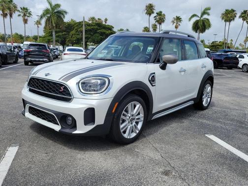 White Metallic 2023 MINI Countryman Cooper S