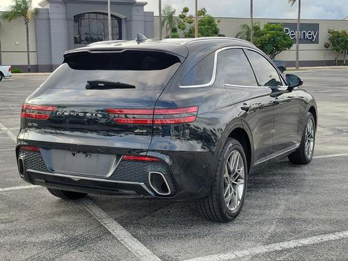 Vik Black 2022 Genesis GV70 2.5T