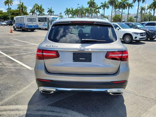 Mojave Silver Metallic 2019 Mercedes-Benz GLC 300 Base