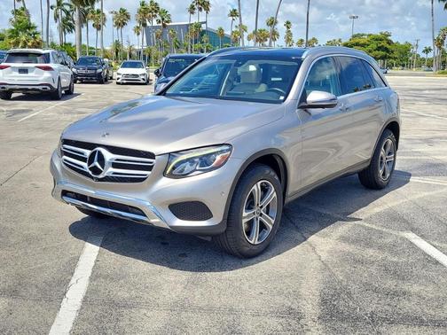 Mojave Silver Metallic 2019 Mercedes-Benz GLC 300 Base