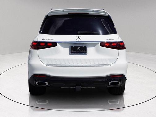 2026 Mercedes-Benz GLS 450 