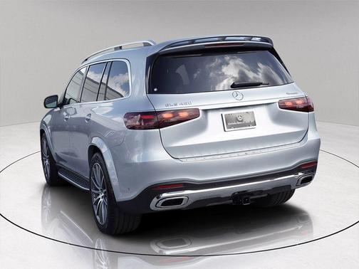 2026 Mercedes-Benz GLS 450 