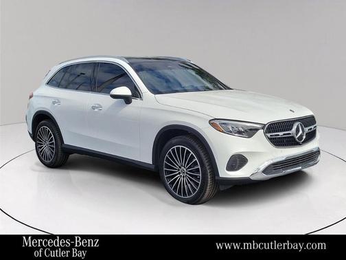 Polar White 2026 Mercedes-Benz GLC 300 Base