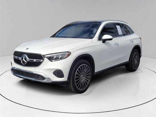 Polar White 2026 Mercedes-Benz GLC 300 Base