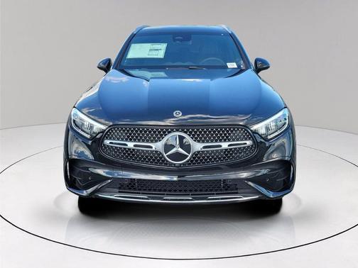 2026 Mercedes-Benz GLC 300 Base