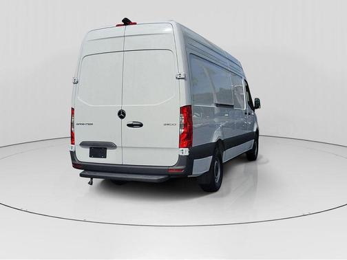 2025 Mercedes-Benz Sprinter 2500 High Roof