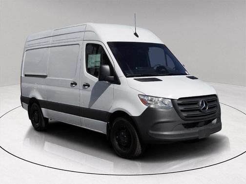 2025 Mercedes-Benz Sprinter 2500 Standard Roof