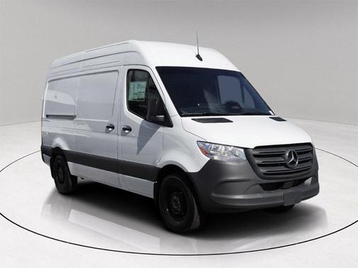2025 Mercedes-Benz Sprinter 2500 Standard Roof