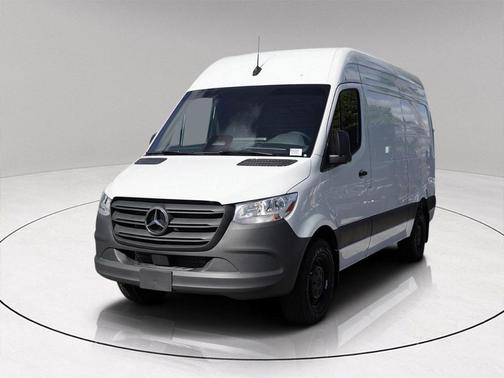 2025 Mercedes-Benz Sprinter 2500 Standard Roof