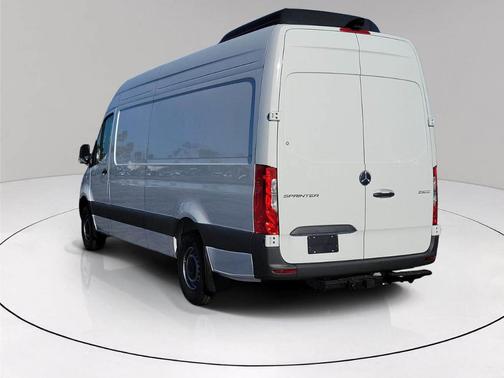 2026 Mercedes-Benz Sprinter 2500 High Roof