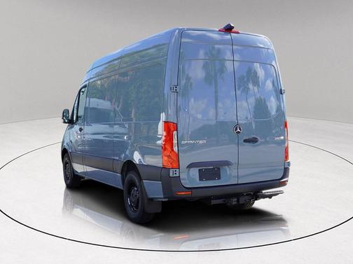 2026 Mercedes-Benz Sprinter 2500 Standard Roof