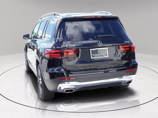 2025 Mercedes-Benz GLB 250 Base 4MATIC