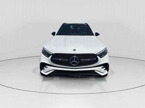 2025 Mercedes-Benz GLC 300 Base