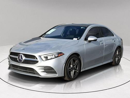 2022 Mercedes-Benz A-Class A 220
