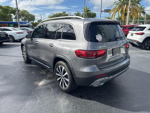 2022 Mercedes-Benz GLB 250 Base