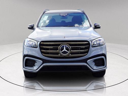 2026 Mercedes-Benz GLS 450 