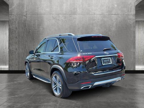 2022 Mercedes-Benz GLE 350 Base 4MATIC