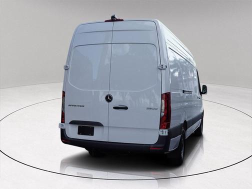 2025 Mercedes-Benz Sprinter 2500 High Roof