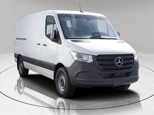 2025 Mercedes-Benz Sprinter 2500 Standard Roof