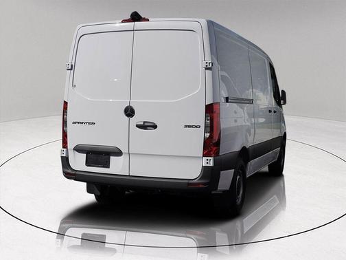 2025 Mercedes-Benz Sprinter 2500 Standard Roof
