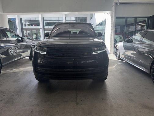 2023 Land Rover Range Rover P400 SE