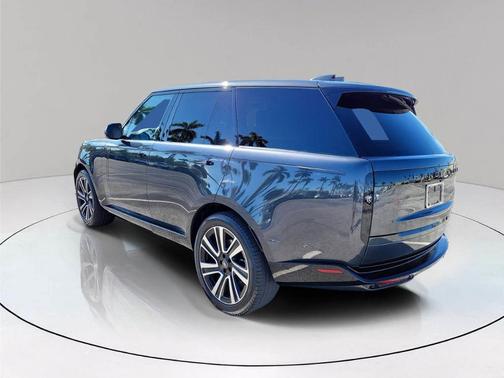 2023 Land Rover Range Rover P400 SE