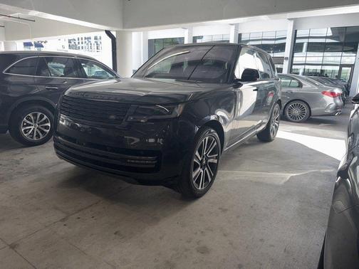 2023 Land Rover Range Rover P400 SE