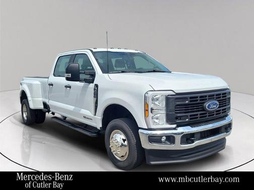 Oxford White 2024 Ford F-350 XL