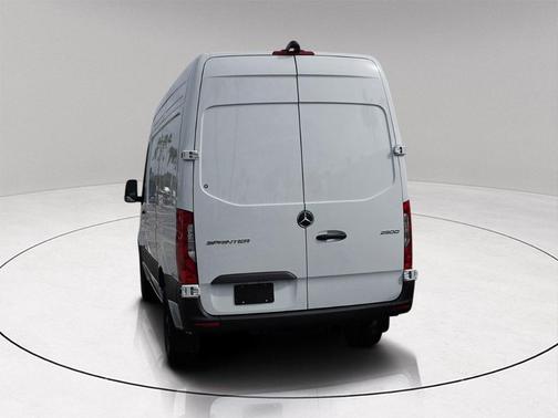 2025 Mercedes-Benz Sprinter 2500 Standard Roof